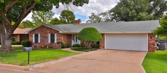 Maxine's Place- A Wonderful Family Legacy