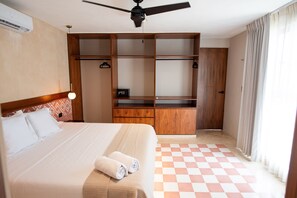 3 bedrooms, iron/ironing board, free WiFi, bed sheets - Spectacular newly remodelled Colonial House with plunge pool (Merida)