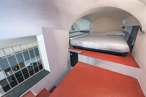WiFi, bed sheets - GuestHost - Genoa Fine Arts Center Chic Mini Studio x2 (Genova)