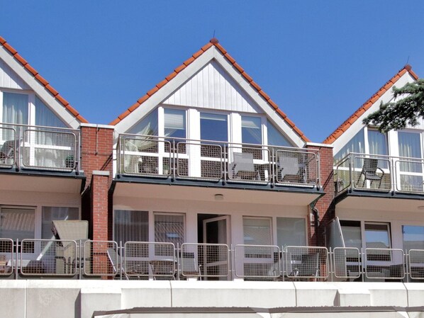 Exterior - Komfortable, Ruhige und Zentral Gelegene Ferienwohnung Seeschwalbe auf Borkum - Strandstraße 5-7 (Borkum)