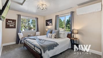 3 habitaciones, escritorio, tabla de planchar con plancha y wifi gratis