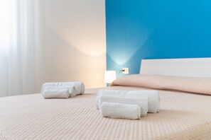 1 bedroom, iron/ironing board, free WiFi, bed sheets - Apartment 'Ulivo' with Shared Terrace, Wi-Fi and Air Conditioning (marina di ragusa)
