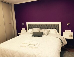 5 chambres, fer et planche à repasser, Wi-Fi gratuit, draps fournis