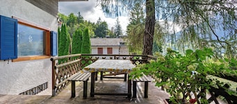 Holiday Home 'Casa Belfort for 9 People' with Mountain View, Terrace and Private Garden