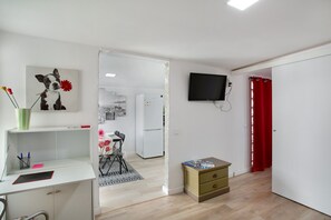 Interior - Holiday Apartment 'Villa Monica' with Sea View, Private Terrace & Wi-Fi (Agüimes)