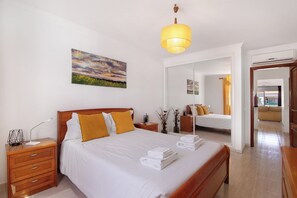 2 habitaciones, tabla de planchar con plancha y wifi gratis 