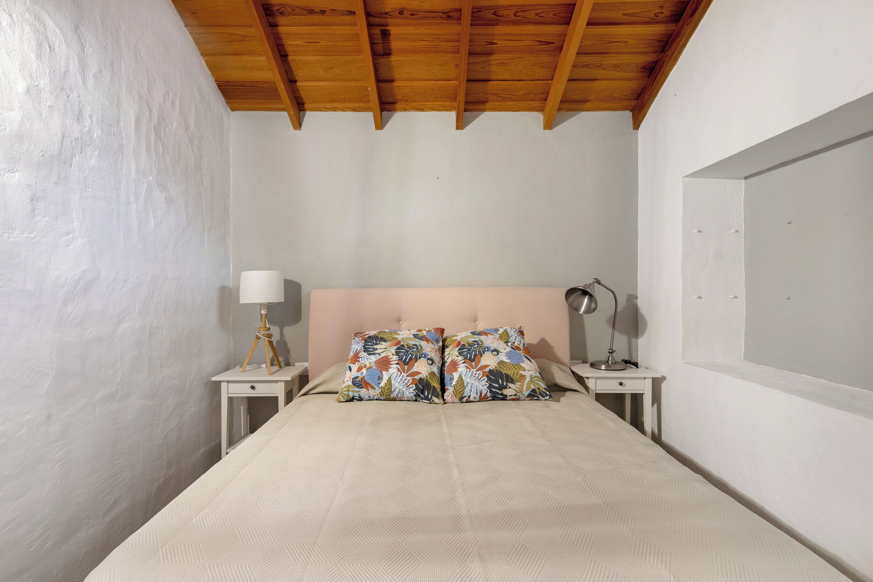 1 camera, ferro/asse da stiro, Wi-Fi gratuito, lenzuola