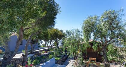 Holiday Home 'El Mirador Del Atlántico' with Sea View, Wi-Fi and Air Conditioning