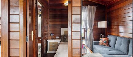 1 chambre, fer et planche Ă  repasser, Wi-Fi gratuit, draps fournis