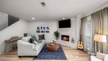 Smart TV, fireplace, offices