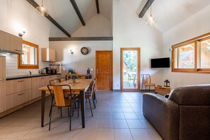 Interior - Chalet 'Arclosan - Val De Tamié' with Mountain View, Private Terrace & Wi-Fi (Faverges)