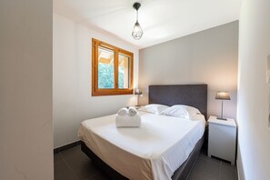 2 Schlafzimmer, Bügeleisen/Bügelbrett, kostenloses WLAN, Bettwäsche