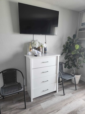 Interior - Sea Mist 51602 (Myrtle Beach)