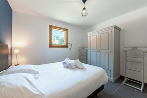 2 Schlafzimmer, Bügeleisen/Bügelbrett, kostenloses WLAN, Bettwäsche