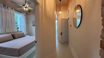 2 bedrooms, desk, free WiFi, bed sheets