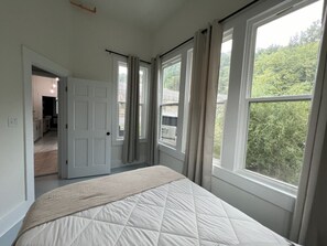 2 chambres, bureau, Wi-Fi gratuit, draps fournis