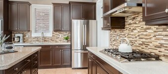 Spacious, Modern & Cozy home in Milton, Canada