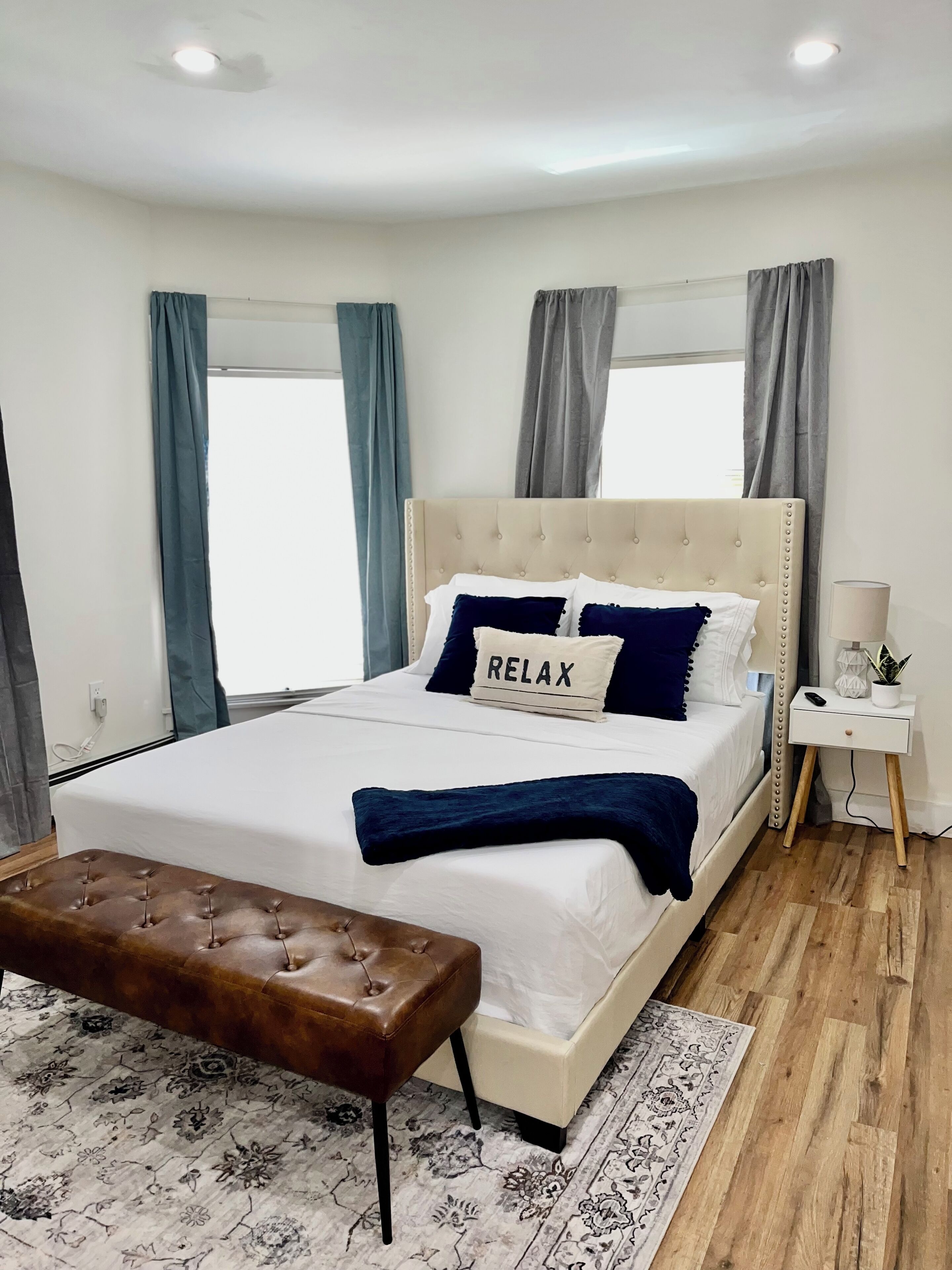 4 bedrooms, desk, iron/ironing board, free WiFi