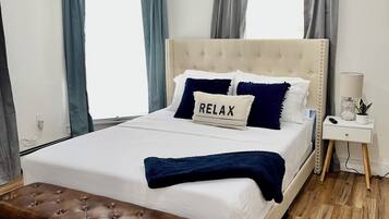 4 camere, una scrivania, ferro/asse da stiro, Wi-Fi gratuito