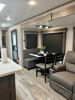 Interior - Rolling Retreat (Freeport)
