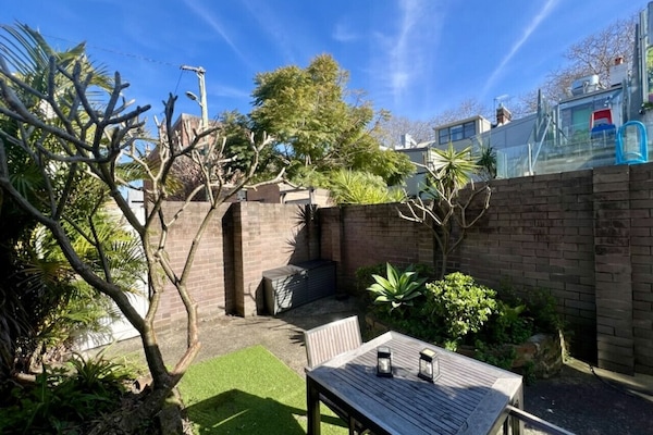 Private Garden Courtyard