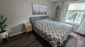 4 chambres, fer et planche à repasser, Wi-Fi, draps fournis