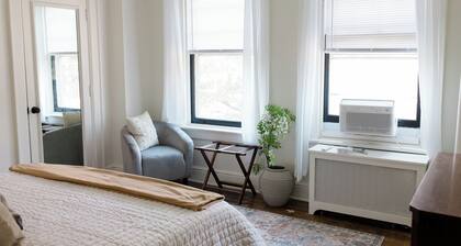 Walking distance to Wellspan York Hospital, York College. Comfortably sleeps 8.
