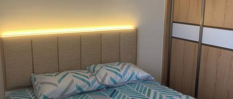 1 camera, Wi-Fi gratuito