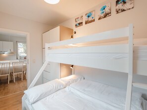 2 bedrooms, Internet