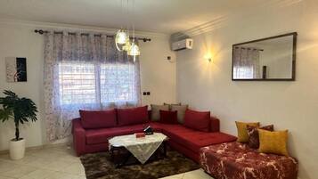 Apartment, Mountain View | Living area