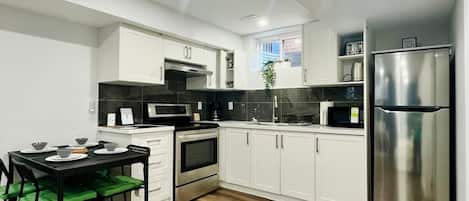 Microonde, forno, piano cottura