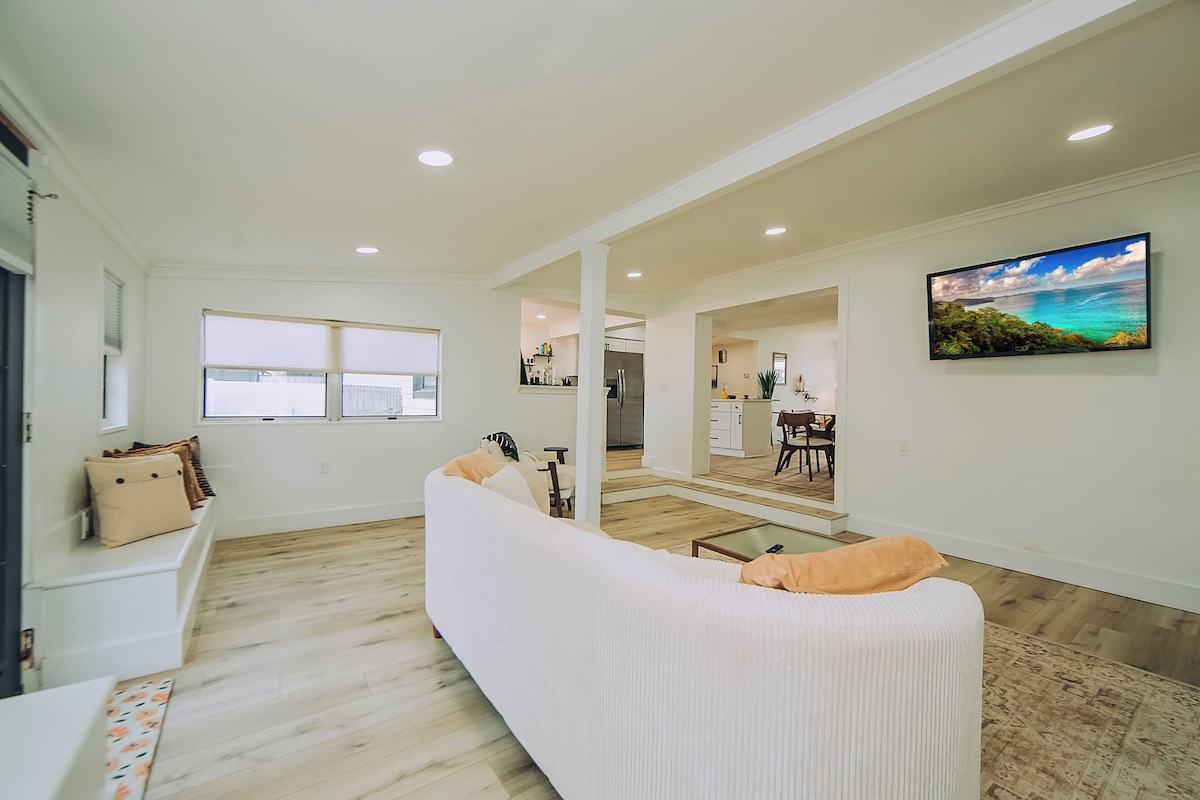 Photo 14 of 5 Minutes to the Beach & Downtown, 4 Bedroom + Movie Room
