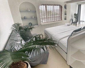 1 bedroom, bed sheets - UDMS On Nut 10 - Bangkok's Charm 40 sqm : 508 (Krung Thep Maha Nakhon)