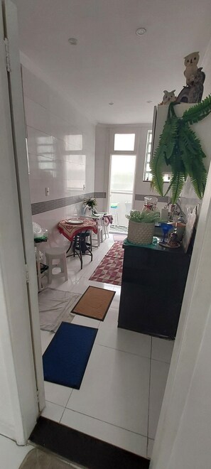 Interior - Apartamento Muito bem Localizado e Aconchegante com Vista Mar (Copacabana Rio de Janeiro)
