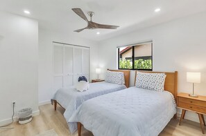 3 bedrooms, iron/ironing board, WiFi, bed sheets