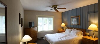 Vacation Getaway at Inns of Waterville Valley (307)