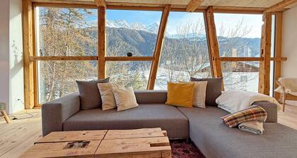 Berghaus Sulada Riom Graubünden