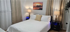 4 bedrooms, WiFi, bed sheets