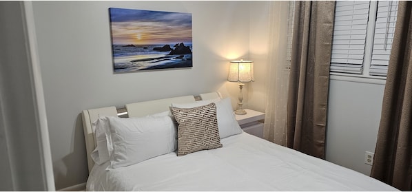 4 bedrooms, WiFi, bed sheets