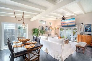 Smart TV - Atlantis House Main Residence (Key West)