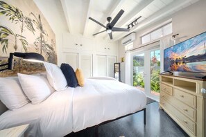 3 bedrooms, iron/ironing board, free WiFi, bed sheets - Atlantis House Main Residence (Key West)