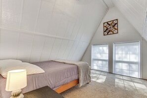 2 Schlafzimmer, Schreibtisch, Bügeleisen/Bügelbrett, WLAN