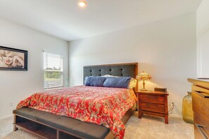 3 Schlafzimmer, Schreibtisch, WLAN, Bettwäsche