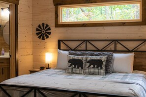 3 bedrooms, iron/ironing board, WiFi