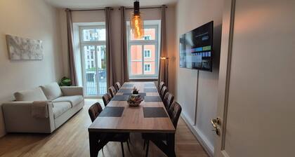 München 110 qm Apartment mit 3 Schlafzimmer in Top Lage für 1 - 10 Gäste