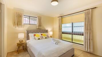 3 chambres, bureau, fer et planche Ă  repasser, Wi-Fi gratuit