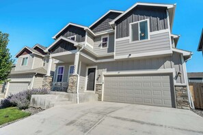 Exterior - Starlink Station! Cozy Retreat Near COS Airport (Colorado Springs)