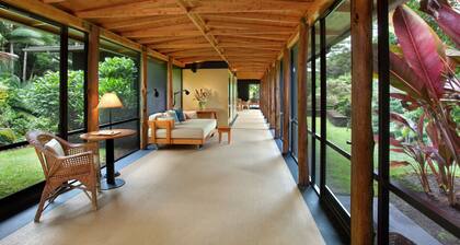 Luxury Waterfall Oasis: The Falls at Reed's Island