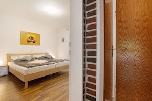 2 chambres, accès au Wi-Fi (inclus), literie fournie