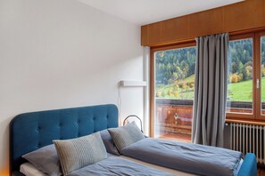 4 soverom, wi-fi (inkludert) og sengetøy